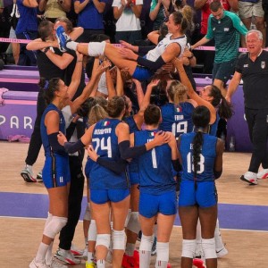 娱乐排行榜-意大利队再战胜对手，赢得观众赞赏的简单介绍