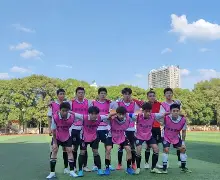 湖人队全队发挥出众,以团结战胜对手 湖人队全队发挥出众,以团结战胜对手