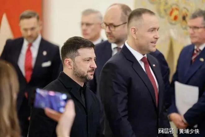 波兰主场小胜乌克兰,争夺晋级资格悬念蔓延的简单介绍 波兰主场小胜乌克兰,争夺晋级资格悬念蔓延的简单介绍