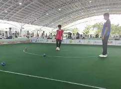 包含少数球员的出色表现，助力球队反超领先的词条